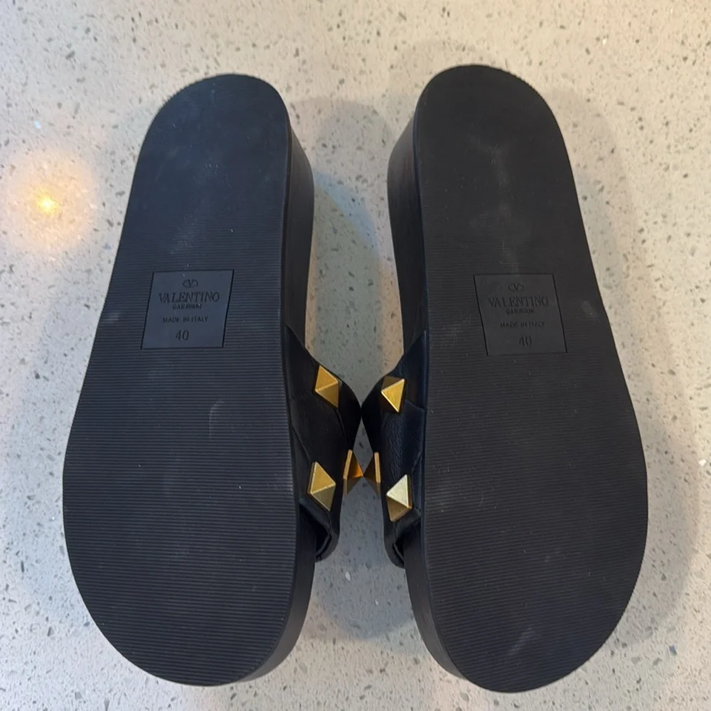 Valentino Black and Gold Women's Slide Sandals